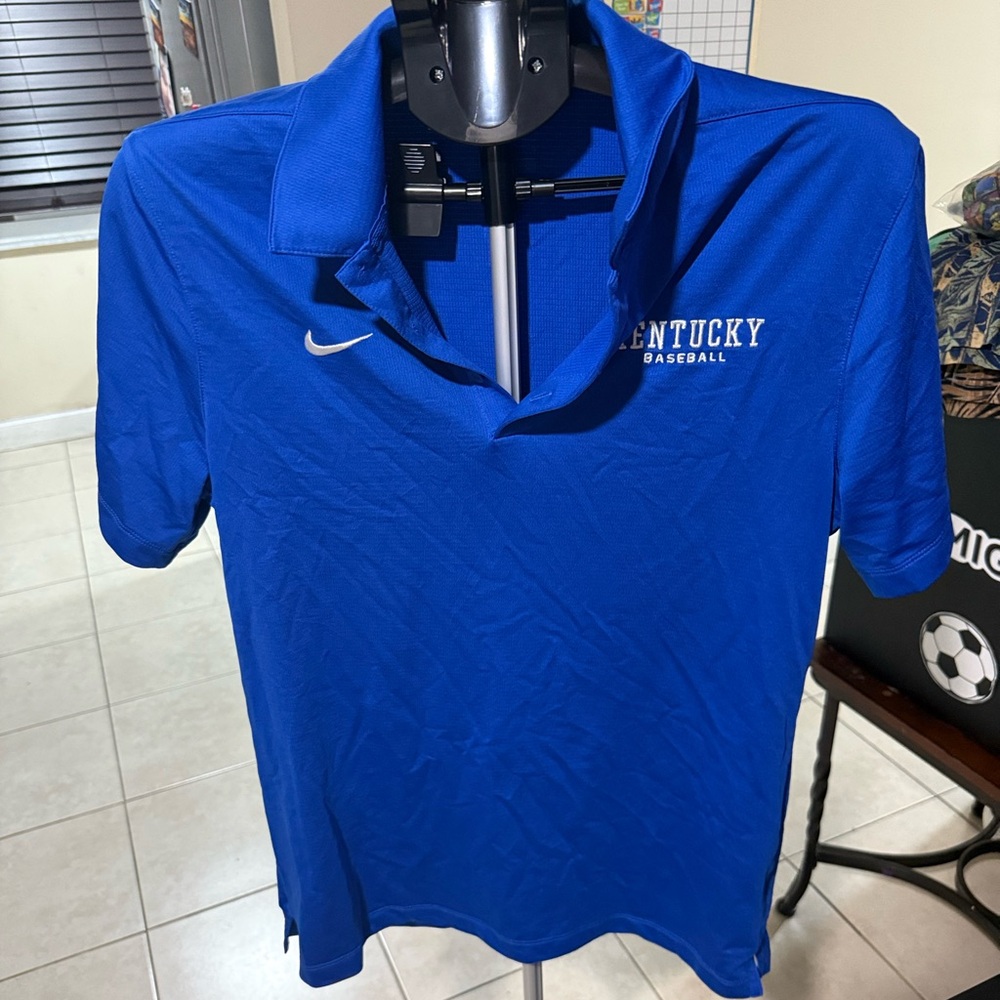 Nike  Kentucky baseball Polo shirt size XL